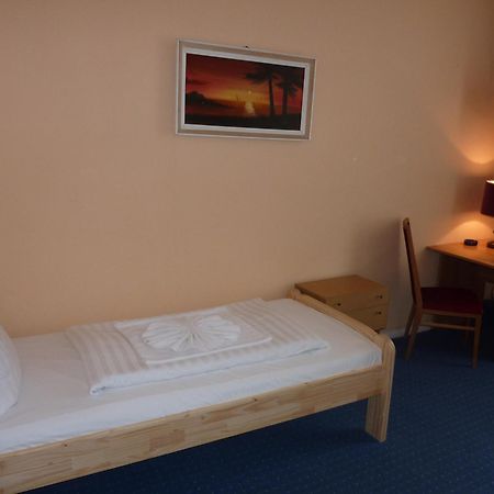 Hotel-Pension Spree Berlin Exterior photo