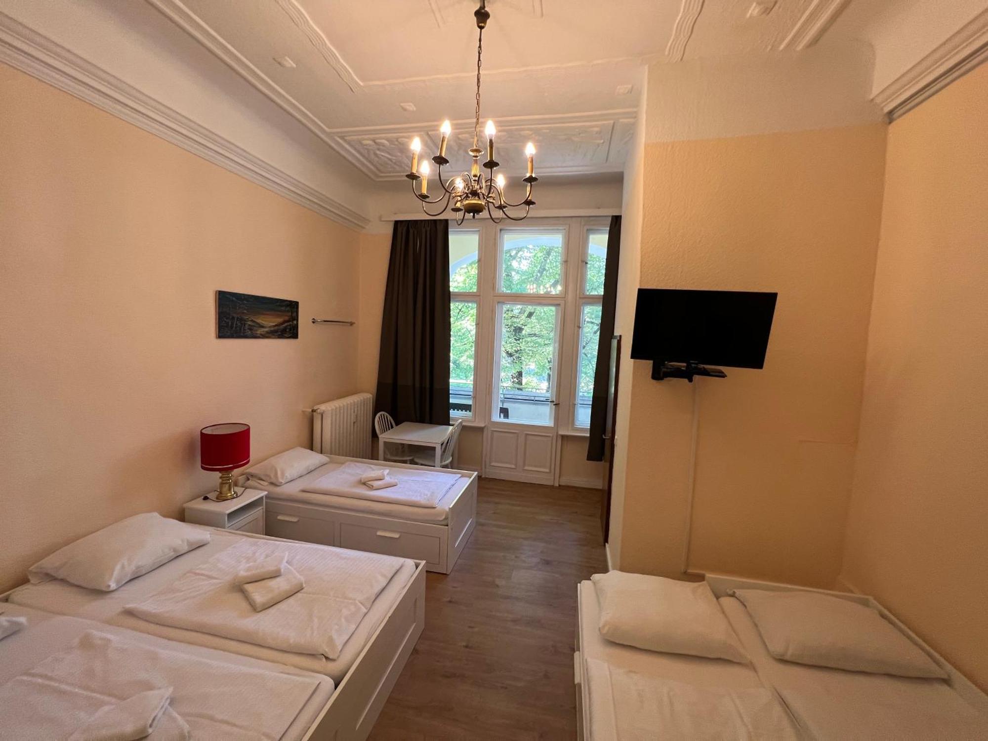 Hotel-Pension Spree Berlin Exterior photo