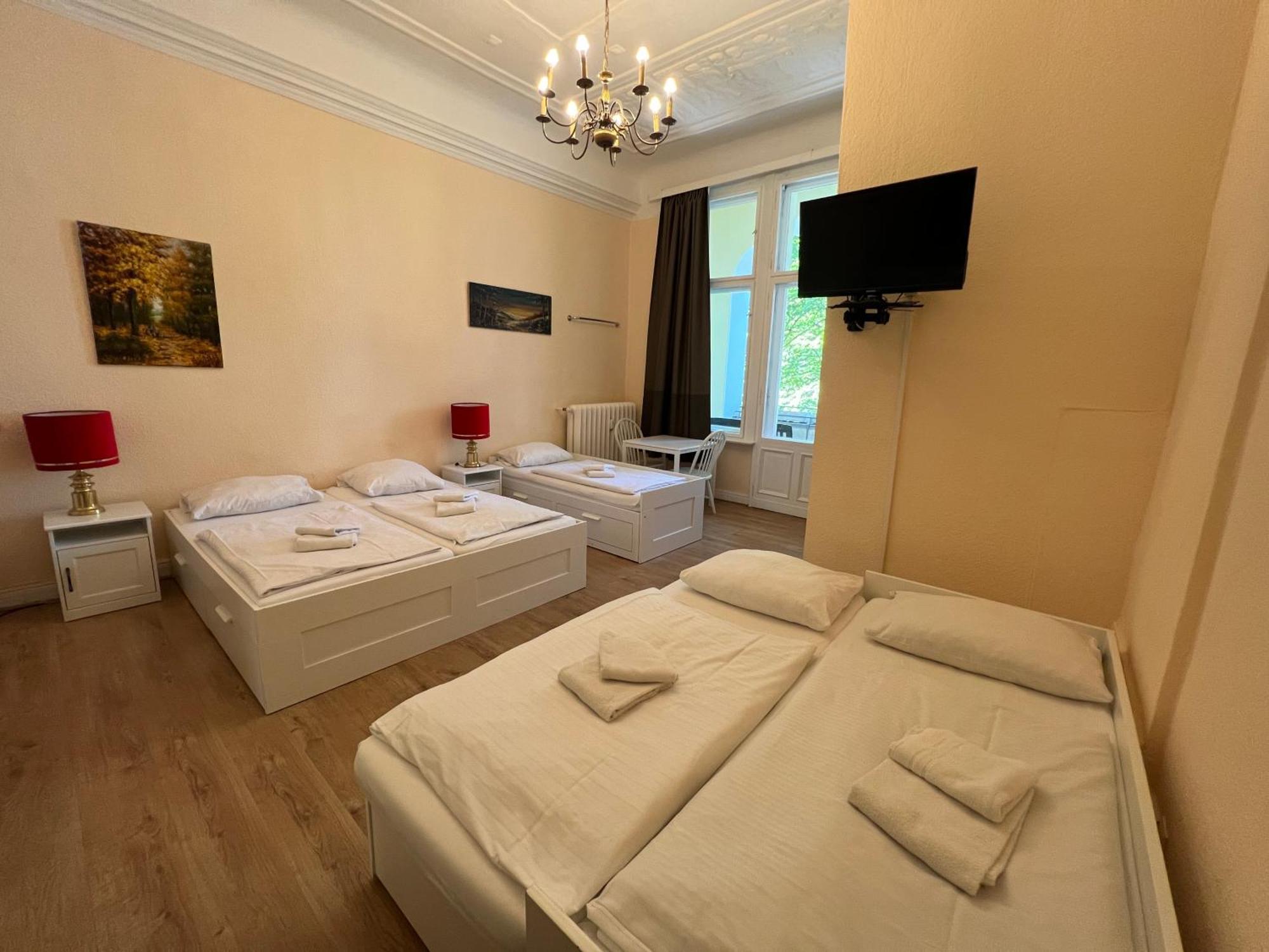 Hotel-Pension Spree Berlin Exterior photo