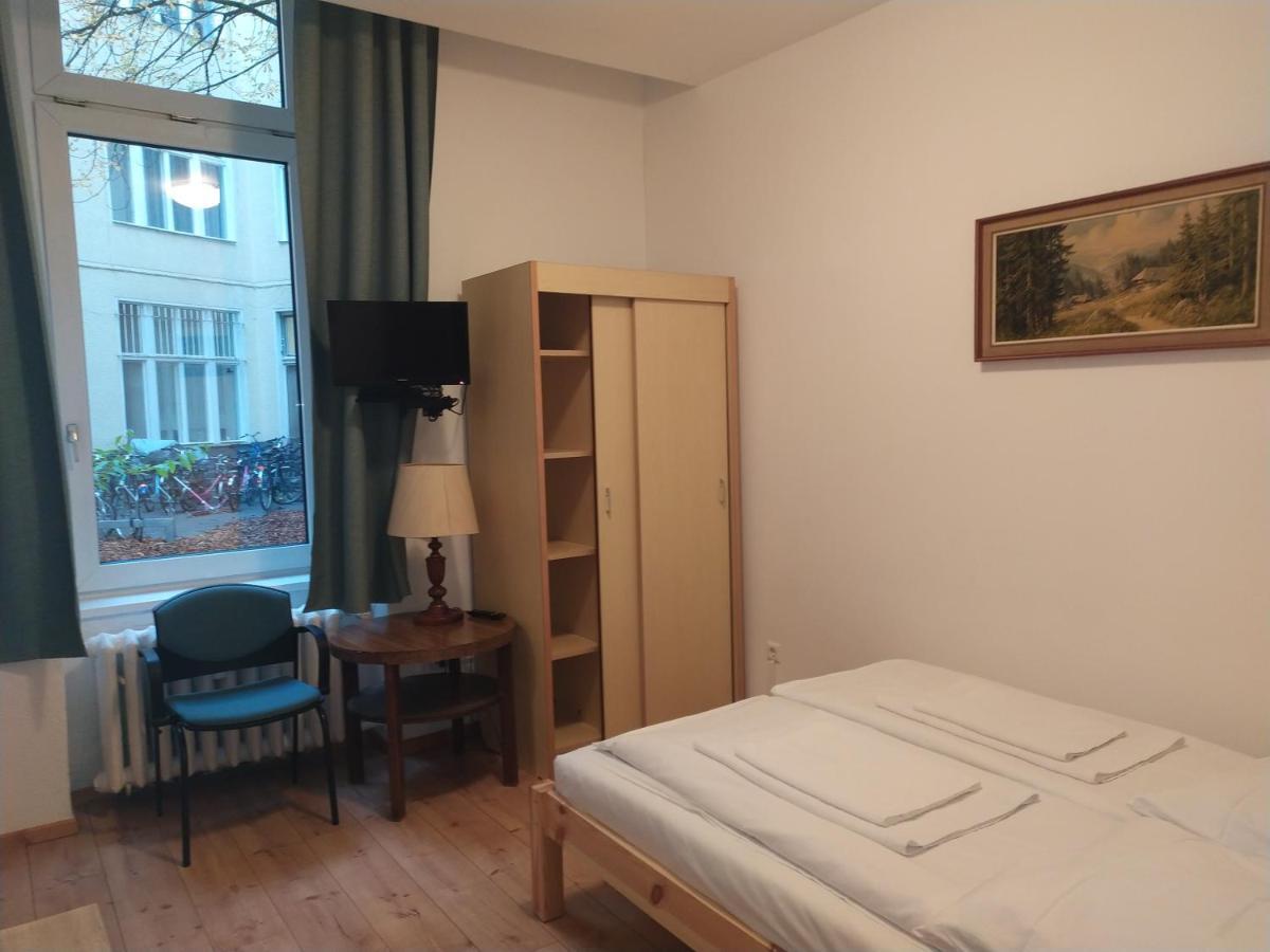Hotel-Pension Spree Berlin Exterior photo